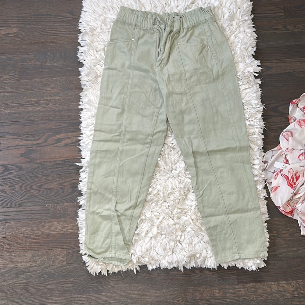 Forever 21 puffer dress pants size 31
